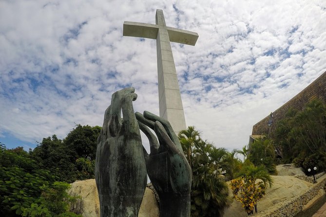 4hr Fun Guide Tour For Cruisers or Hotels Guests with Divers Show - Starting high at the Chapel of Peace