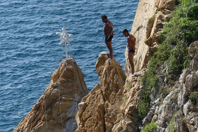 4Hrs Small Group Half Day City Tour with Lunch at High Divers - What the $120.75 price buys you