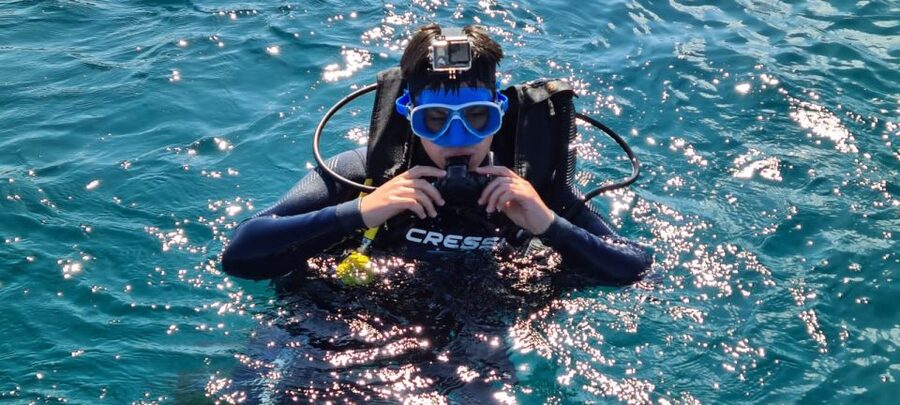 Alicante: Denia Beginners Scuba Diving Experience - Starting at the MÓN DIVING center in Denia