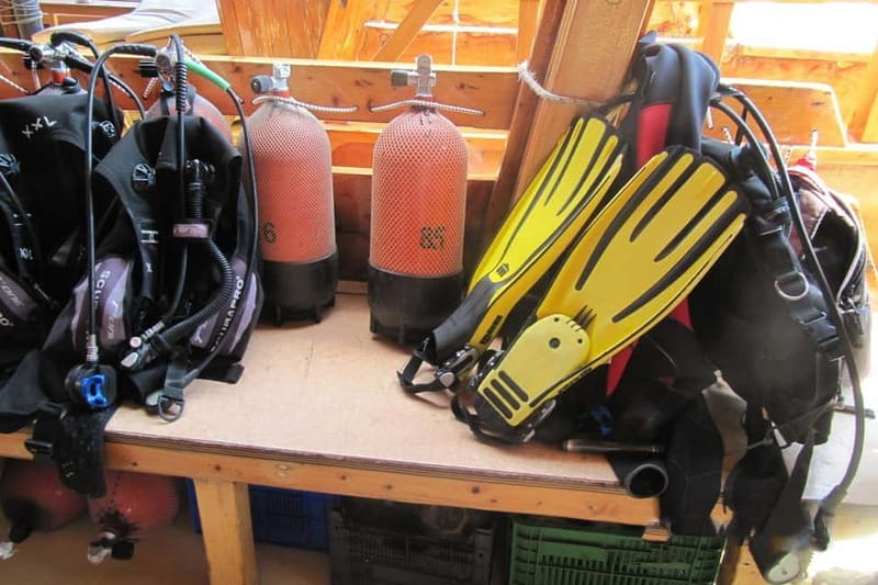 Antalya/Kemer: Scuba Diving Experience with 2 Dives & Lunch - Two underwater sessions for first-timers