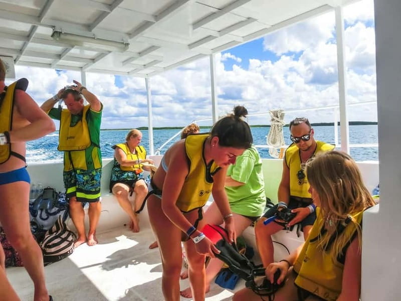 Antalya/Kemer: Scuba Diving Experience with 2 Dives & Lunch - Lunch and a long pause near Kiriş