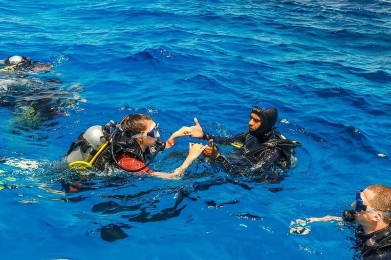 Antalya/Kemer: Scuba Diving Experience with 2 Dives & Lunch - What the instructors do well