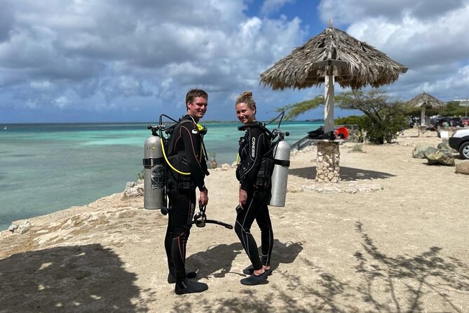 Aruba PADI Scuba Diving Program Non Certified Divers - What the $99 Mangel Halto experience really offers