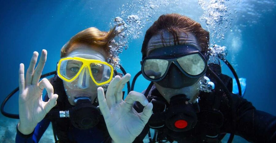 Barcelona: PADI Discover Scuba Diving - What this Barcelona scuba session is really like