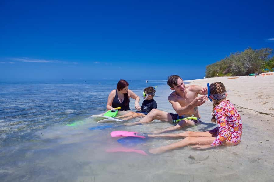 Cairns: Green Island Full-Day Tour with Diving - Green Island makes a good first reef day