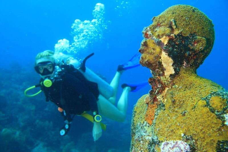 Cancun: Dive Underwater Museum & Manchones Reef - Two underwater worlds near Isla Mujeres