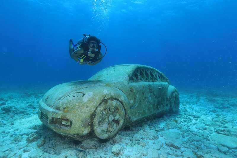Cancun: Scuba Diving for Beginners, 2 Dives - MUSA Underwater Museum: an unusual first stop