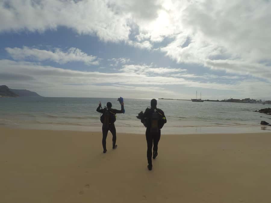 Cape Town: Scuba Diving Experience for Beginners - The first 45 minutes: learning before entering the water
