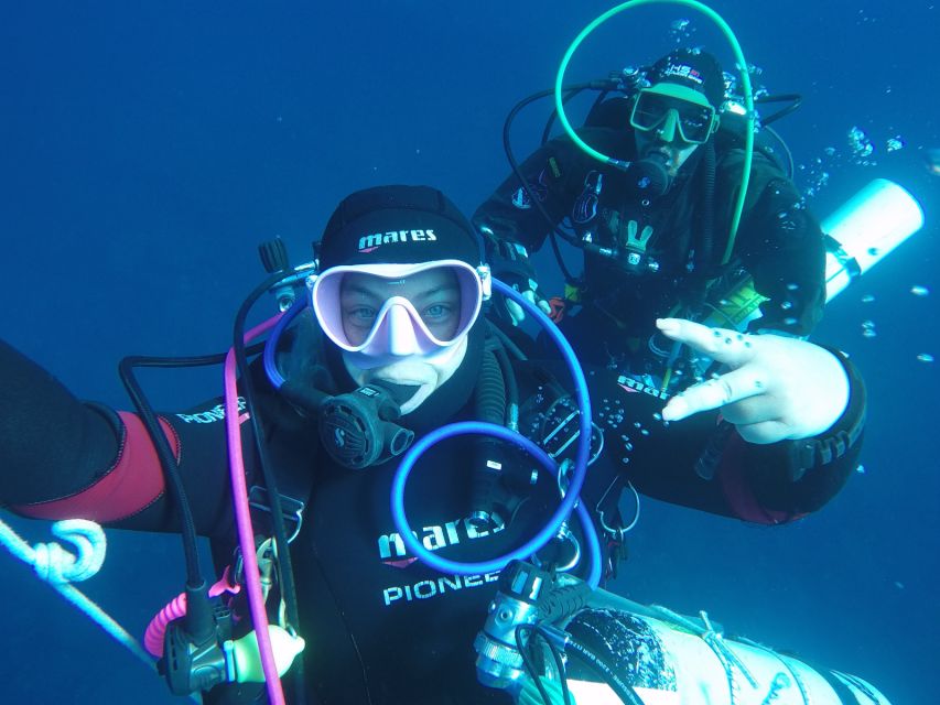 Catania : Diving for patented divers - Why Catania’s lava seabed makes a good scuba setting