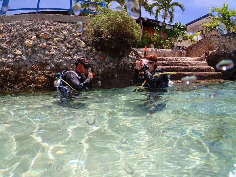 Cebu: Beach Scuba Diving Experience - What the Cebu scuba experience is really like