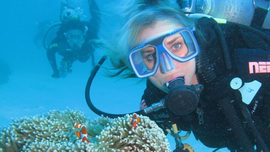 Cesme: Scuba Diving Experience - Leaving Cesme for a day on the Aegean