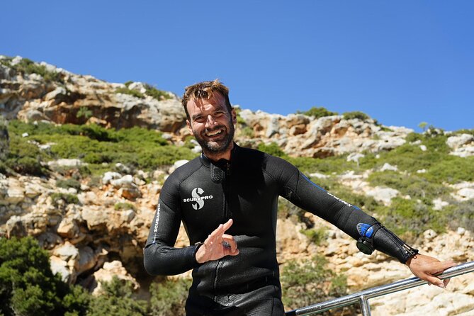 Chania Scuba Diving 2 Shore Dives(Receive Certification) - Walking to the beach and preparing at the shore