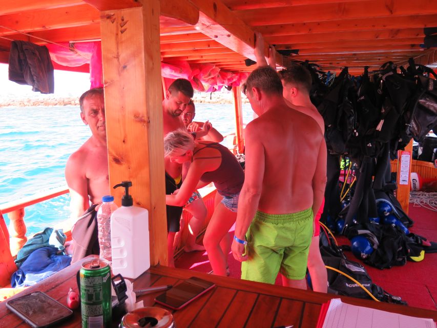 City of Side: Scuba Diving with Lunch - Life on the boat between sessions