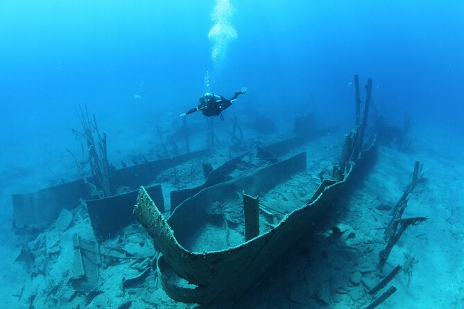 Crete: Scuba Diving for Certified Divers in Chania - Why Crete’s underwater caves are the main attraction