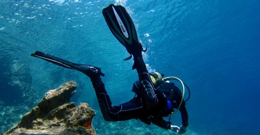 Didim: Scuba Diving Experience w/Hotel Pickup & Lunch - The first lesson: breathing, signals, and safety