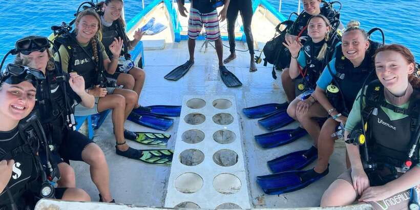 Discover Scuba Diving : Hikkaduwa : Scuba Diving - What the $91 price really covers