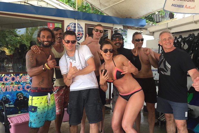 Discover SCUBA Diving in Beautiful Unawatuna Bay - Taking the 10-minute boat ride to Rock Island