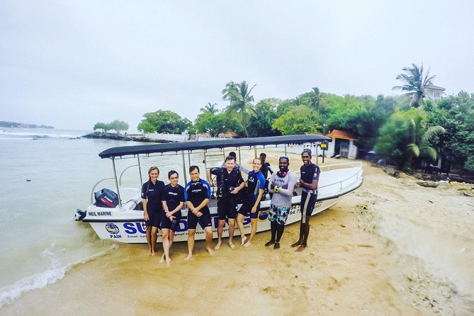 Discover SCUBA Diving in Beautiful Unawatuna Bay - What the $65 price includes