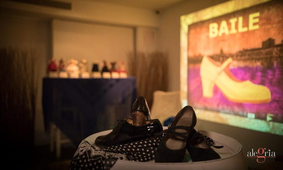 Dive In and Discover: Flamenco in an Interactive Journey - Location and timing for a Málaga day