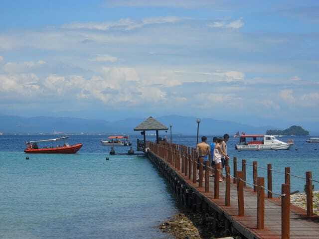 Enjoy 3 Fun Dives in Kota Kinabalu | Certified Divers - Island Lunch Between the Second and Third Sessions