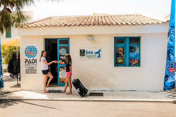 Exciting PADI Discover Scuba Diving Experience Isola Bella Marine Park Taormina - Why Isola Bella works well for a first underwater experience