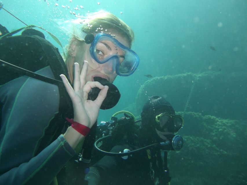 Fréjus: Diving Experience in Port-Fréjus with an Instructor - Leaving Port-Fréjus by boat