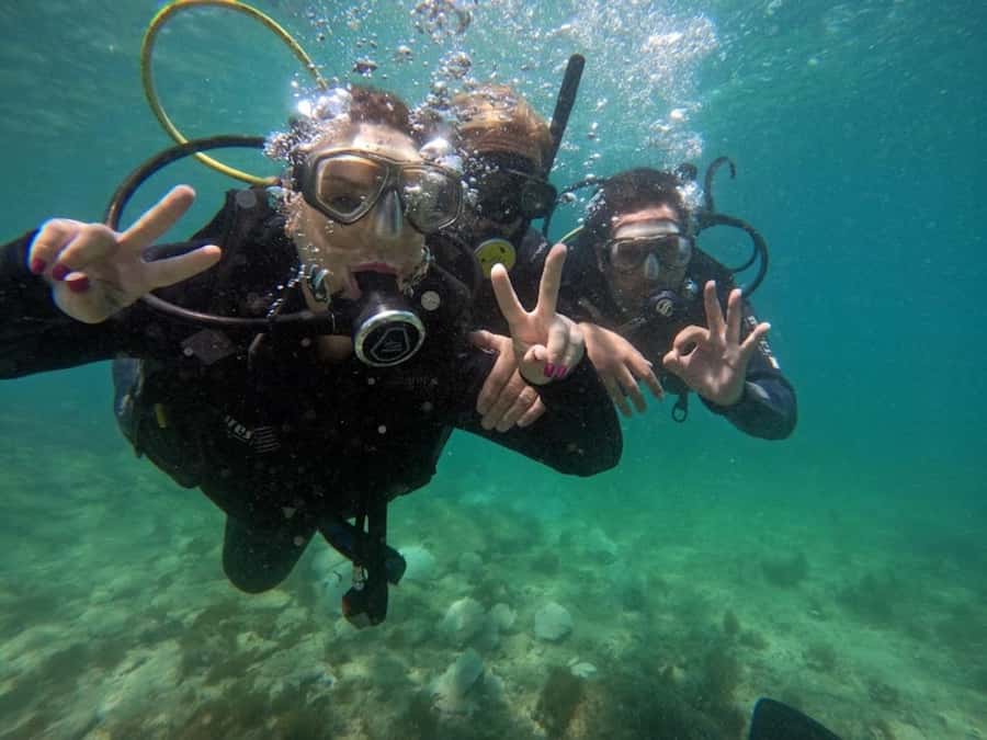 from Rio de Janeiro: Diving in Buzios - Who should book this Búzios scuba trip?