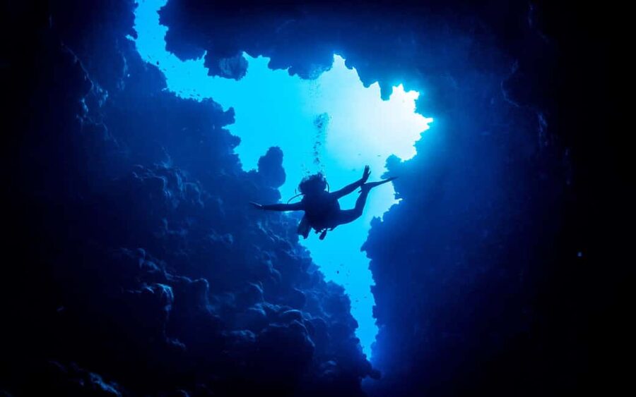From Sharm or Dahab: Blue Hole & Canyon Sea Dive Experience - Lunch at a Bedouin-style camp