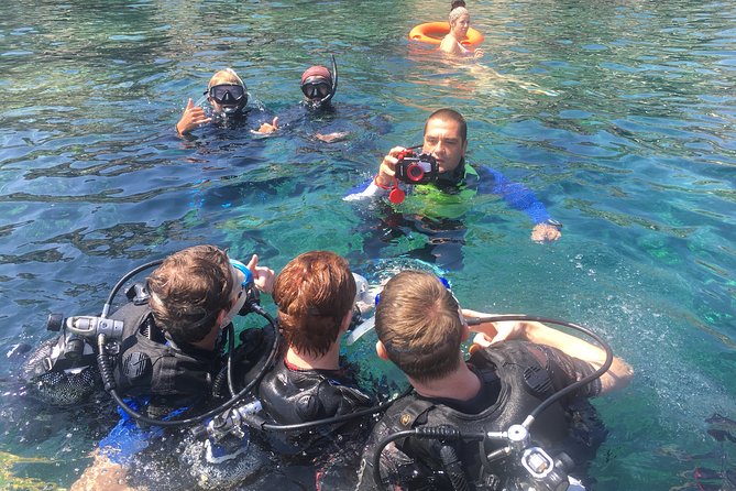 (Full day)Scuba Diving in Rhodes - The briefing and equipment fitting
