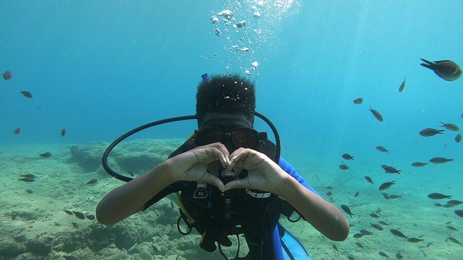 Heraklion: Beginner Scuba Diving Lesson with PADI Instructor - Why Agia Pelagia is a good place to begin