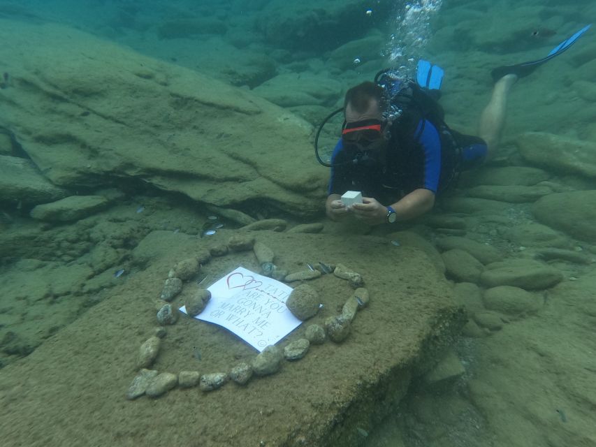 Heraklion: Scuba Diving Experience for Beginners _Beach - Getting Fitted With Full Equipment