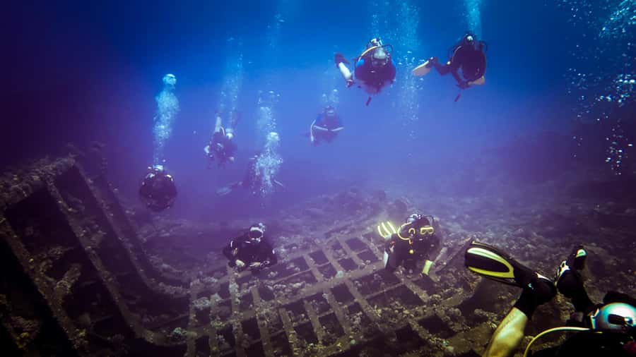 Hurghada: 1, 2, 3, 4, or, 5-Day Scuba Diving Package - What the $58 price really covers