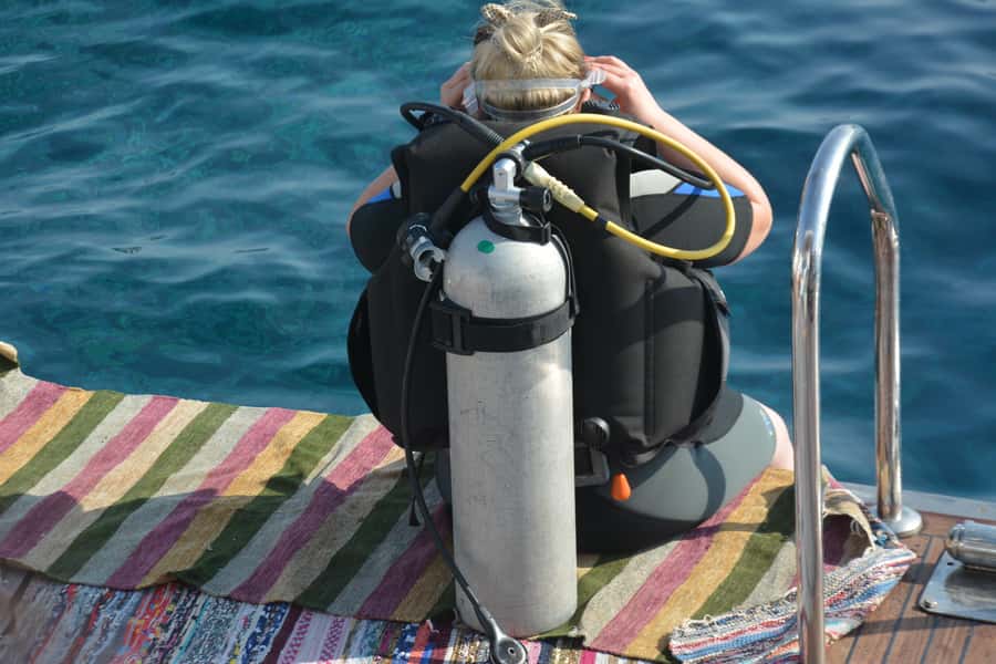 Hurghada: Luxury Orange Bay w/Snorkeling, Massage and Diving - Banana boat fun and open-water downtime
