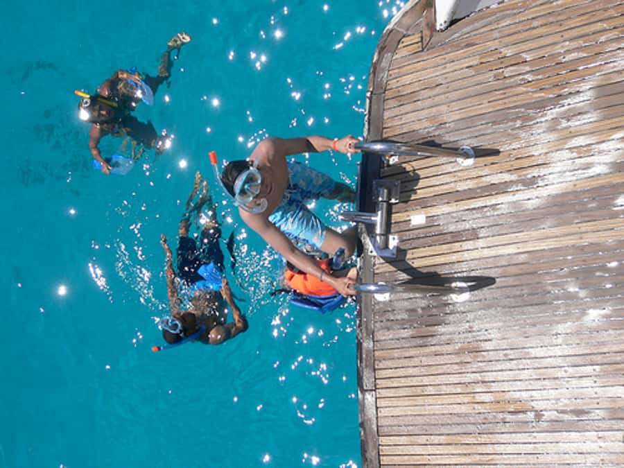 Hurghada, Professionals Diving in Open Water Tour with Lunch - Leaving Hurghada after a 40-minute cruise