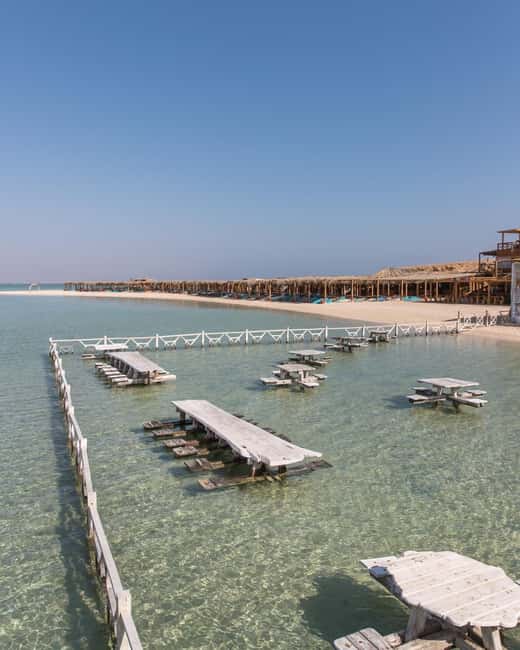 Hurghada: Yacht Trip 2 islands, Diving & Snorkeling W Lunch - Boat atmosphere, space, and comfort