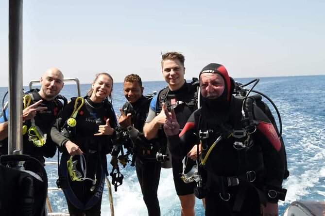 Intro Diving 2 Stops For Beginners with Pick-up and Lunch - Hurghada - What $40 buys you