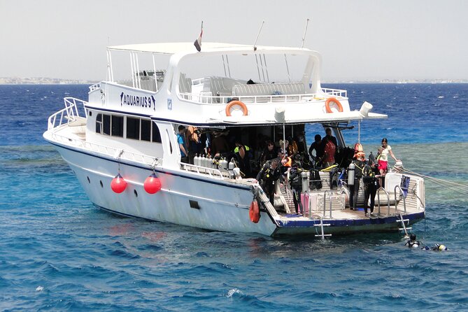 Intro Diving for Beginners 2 Stops Diving with Lunch - Hurghada - Lunch on board and the later site