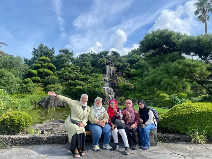 Jeju Eastern Highlight Tour with Women divers show - Seongsan Ilchulbong and the Haenyeo tradition