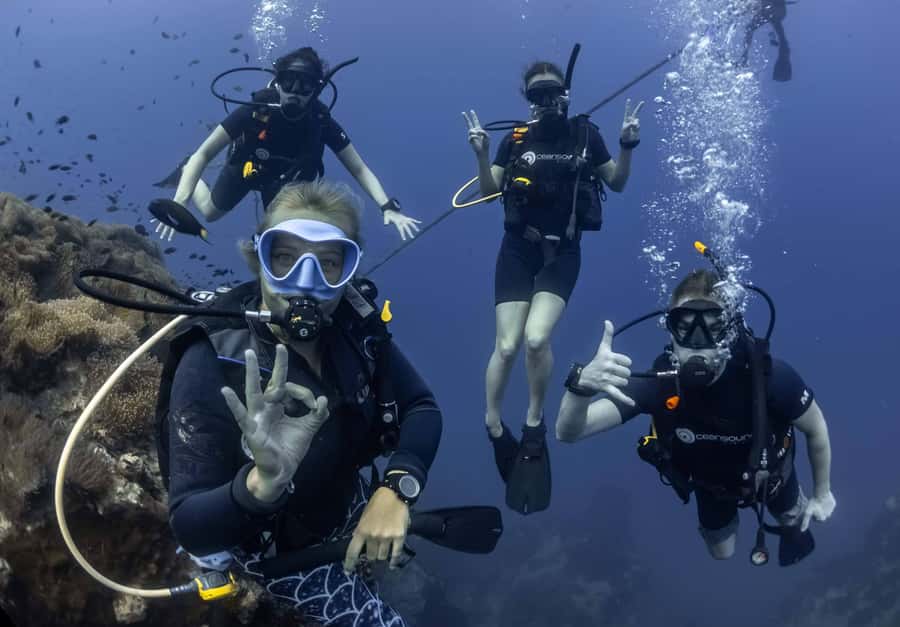 Koh Tao: PADI Premium Open Water Diver Course - Day one: a long pool session that builds confidence
