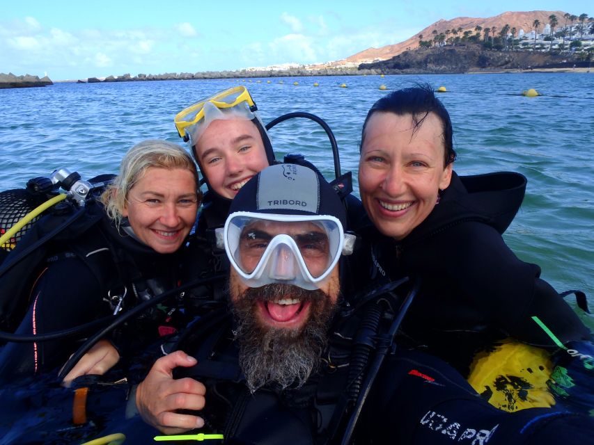 Lanzarote: 2-dive package in Playa Blanca - certified divers - Who will get the most from this experience