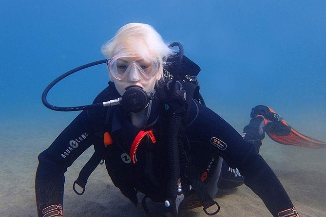 Lanzarote Introductory Scuba Diving Experience - Timing, clothing, and practical planning