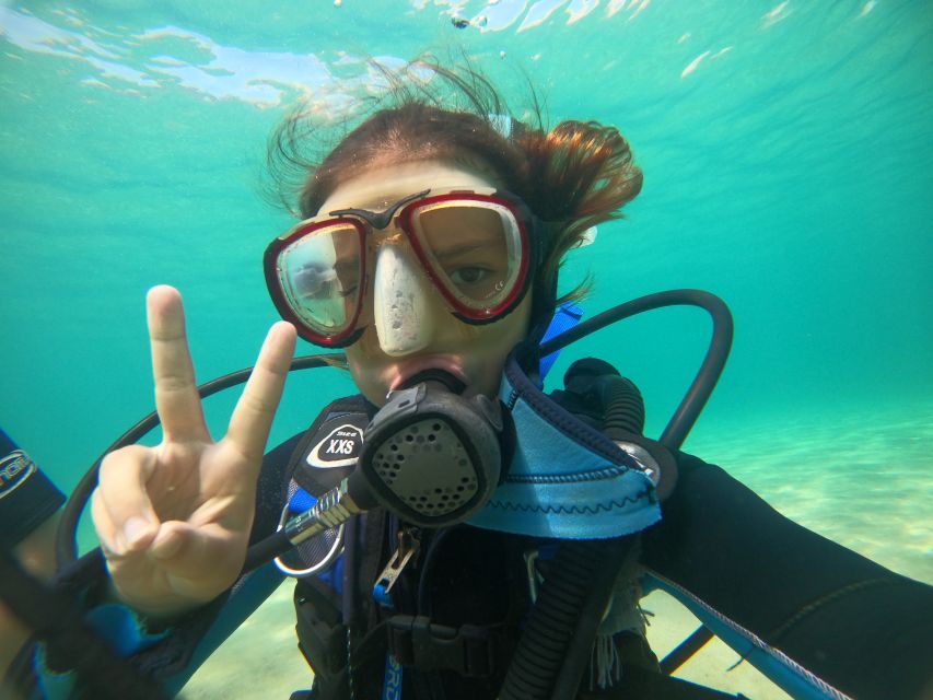 Lanzarote: Scuba Diving for Beginners with 2 Dives - A 30-minute surface break