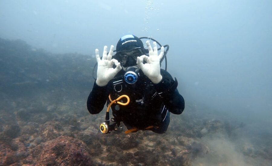 Lisbon: Become a Scuba Diver in 3-Days - Day one: lessons before the open water