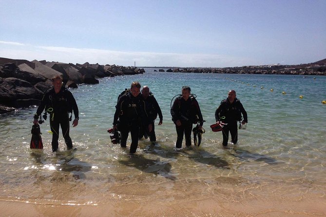 Make a private Try Dive, for your first Scuba experience! - Learning the equipment before entering the water