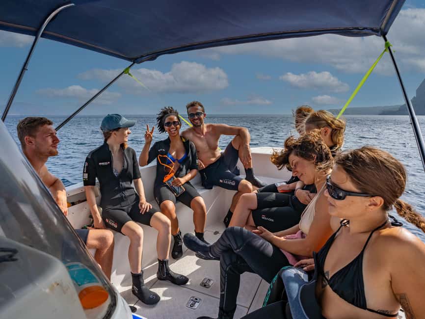 Mallorca: Snorkeling tour with diving instructor from a boat - Cap de Formentor - Back aboard for water, cookies, and the return ride