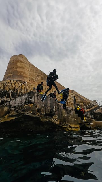 Malta: Discover Scuba Diving in crystal clear waters - Key points to know before booking