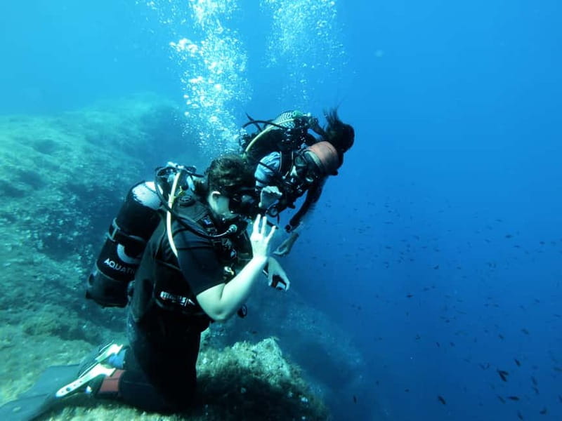 Malta: First Experience Scuba Diving Lesson - Meeting the instructor and getting ready