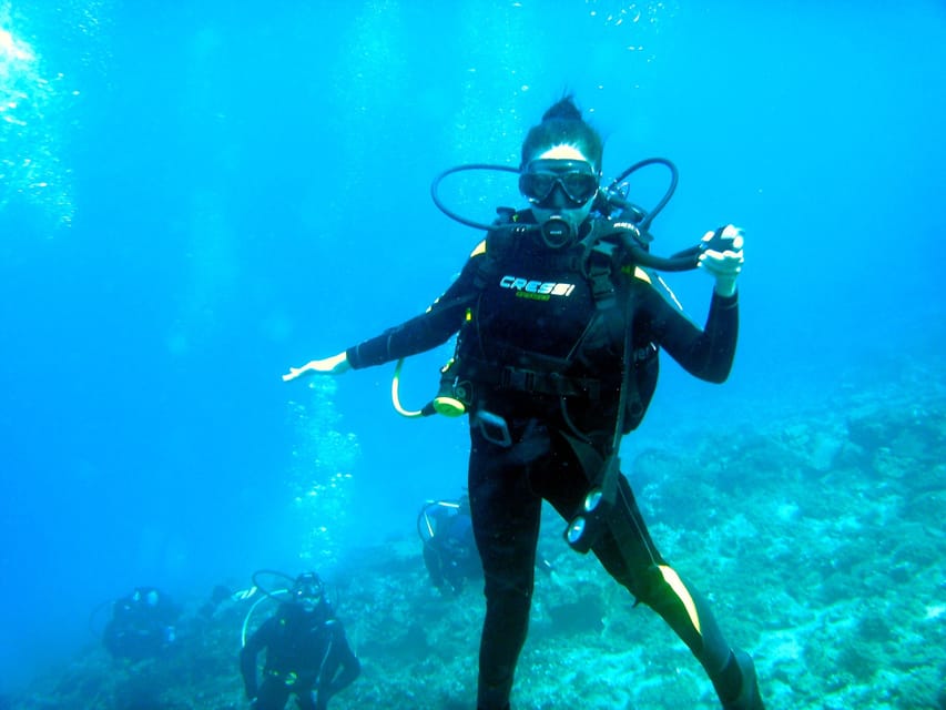 Marmaris: Scuba Diving with a Qualified Instructor - Instructors, assistants, and comfort in the water