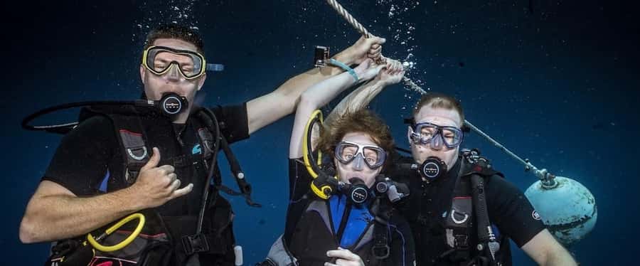 Maui: Intro to Scuba Diving from Shore - Lahaina - The short PADI lesson before you arrive