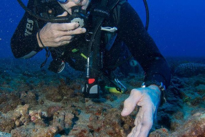 Maui Scuba Diving Introductory Lesson from Lahaina - Entering the ocean at a west Maui beach